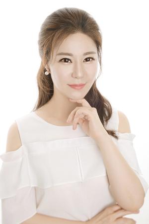 5. The Nickname 'Yeosu Trot Queen' and Local Activities 5. The Nickname 'Yeosu Trot Queen' and Local Activities
