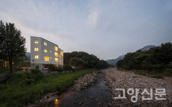 길고 외로운 노년, 공동체 주거에 답이 있다