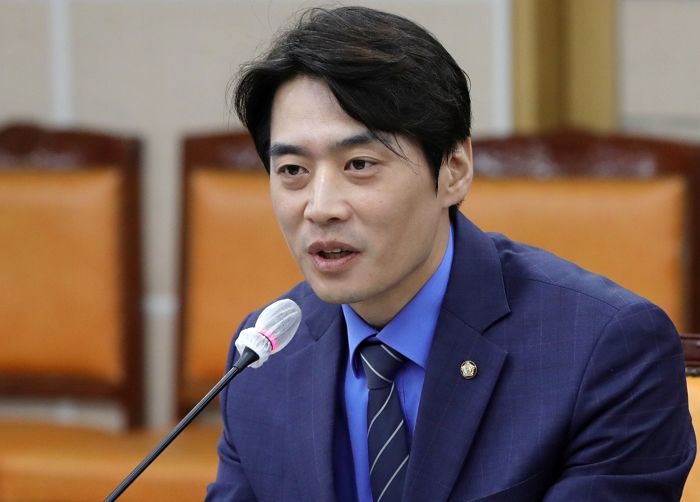 5. 大統領秘書室長候補説と政界の反応