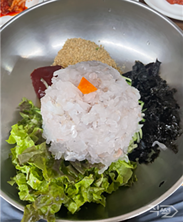 죽도시장 물회 (Jukdo Market Mulhoe)