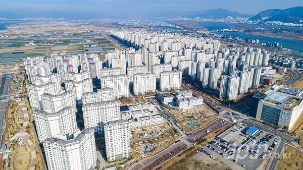 부산 강서구 미분양 현황 — 부산 강서구 잔여세대·분양가·입주 정보 (2026)