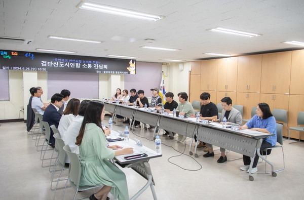 강범석 인천서구청장, 찾아가는 주민 간담회 검단 성료...7월부터 청라, 루원 예정