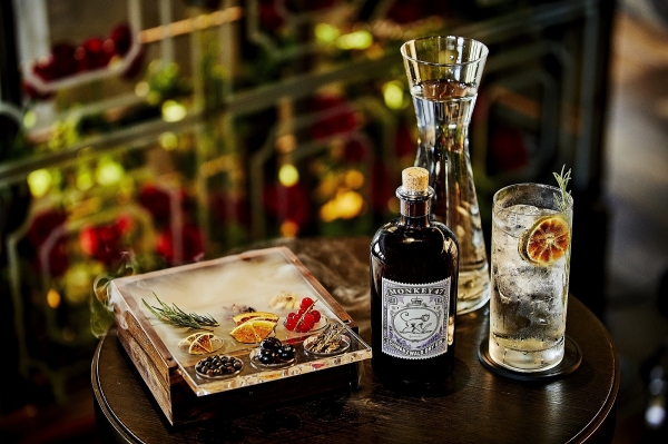 Monkey 47 Schwarzwald Dry Gin (몽키 47 슈바르츠발트 드라이 진)