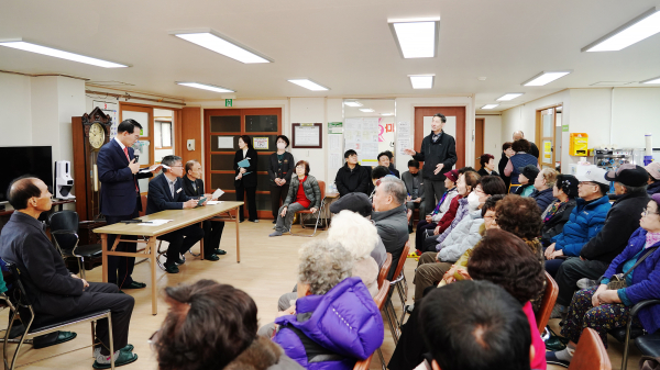 이완섭 서산시장, 늘푸른오스카빌 어르신 애로사항 청취