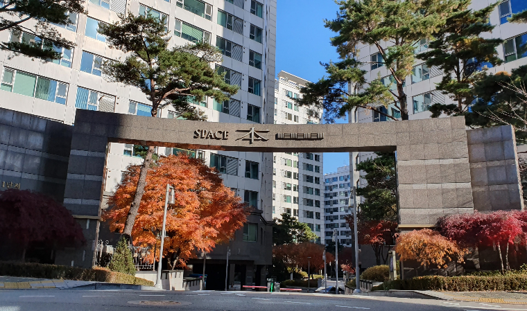 광화문스페이스본(101동~105동) 실거래가 분석 — 서울 종로구 시세·평당가·거래 동향 (2026)