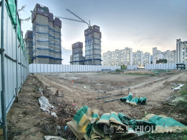 [르포]'증평 송산지구 칸타빌', 지역 역대 최고 분양가에도 순위 내 마감 '무난'