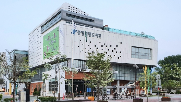 [르포]'증평 송산지구 칸타빌', 지역 역대 최고 분양가에도 순위 내 마감 '무난'