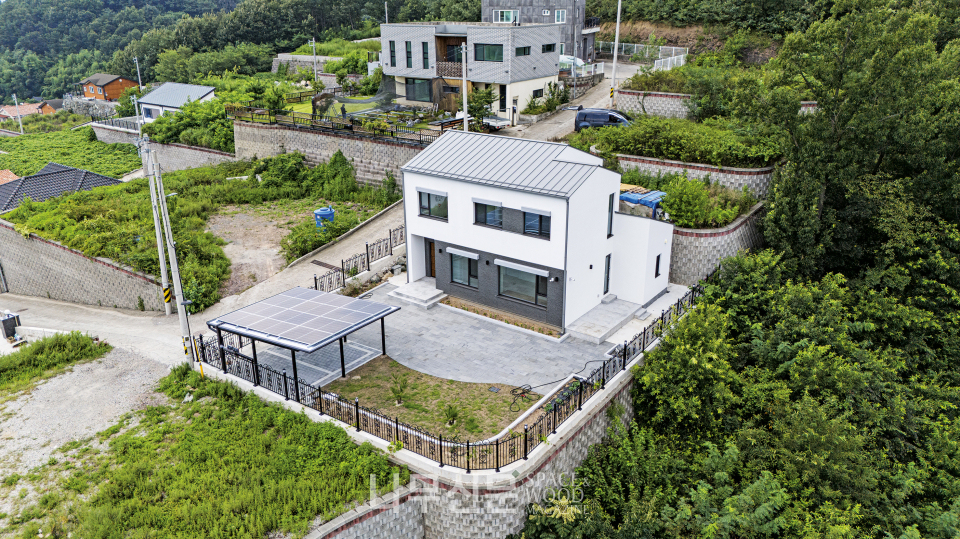 그린홈예진, 함안 44평 스틸하우스 표준 전기집 완공