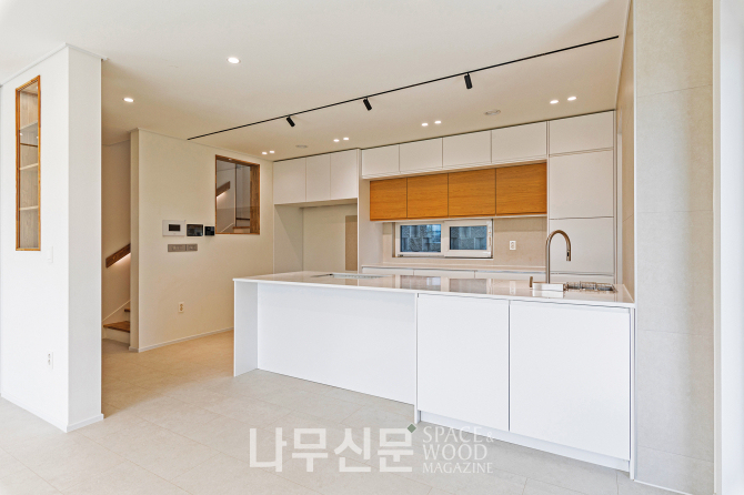 그린홈예진, 함안 44평 스틸하우스 표준 전기집 완공