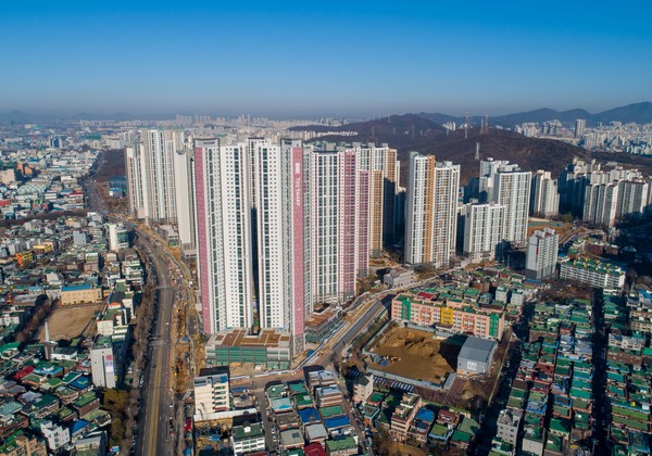 십정2구역 '더샵 부평센트럴시티' 민간임대 경쟁률 평균 2대 1