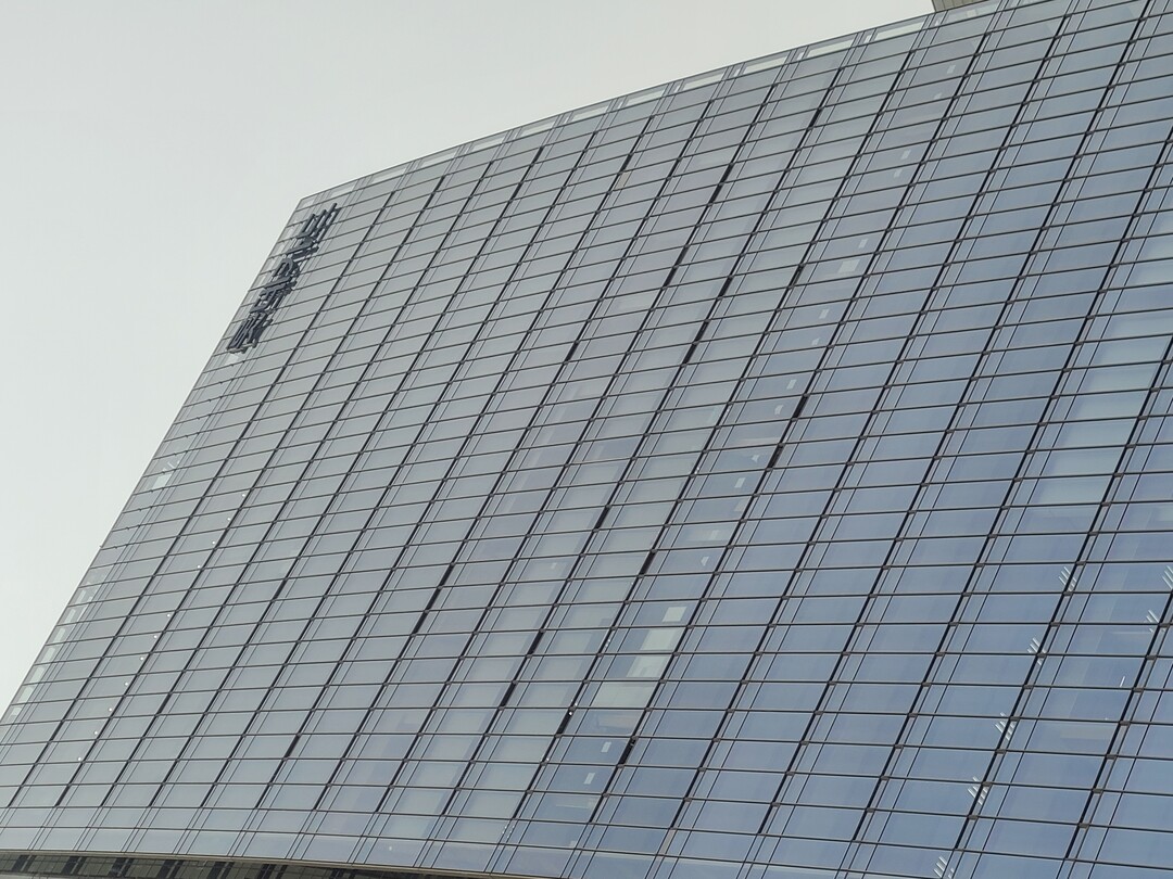 1. 発行規模と参加機関 1. 発行規模と参加機関