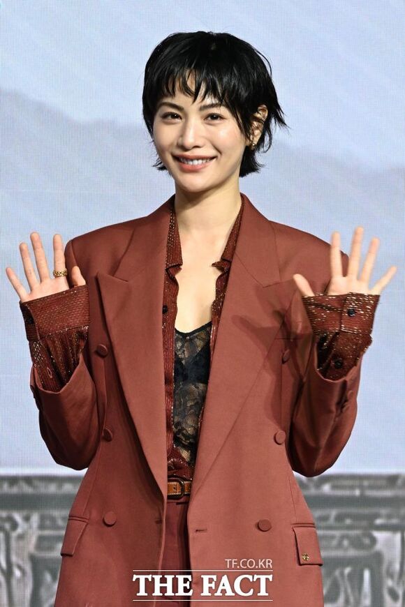2. The Character Hee-yeon, a Young Widow in the Joseon Dynasty, and the Historical Background 2. The Character Hee-yeon, a Young Widow in the Joseon Dynasty, and the Historical Background
